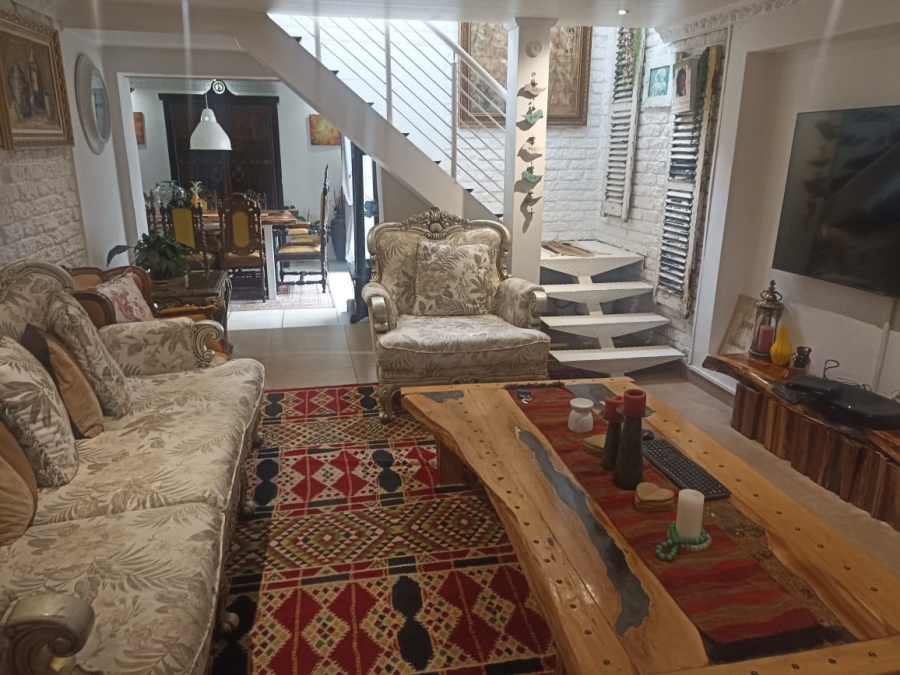 5 Bedroom Property for Sale in Mossel Bay Ext 13 Western Cape